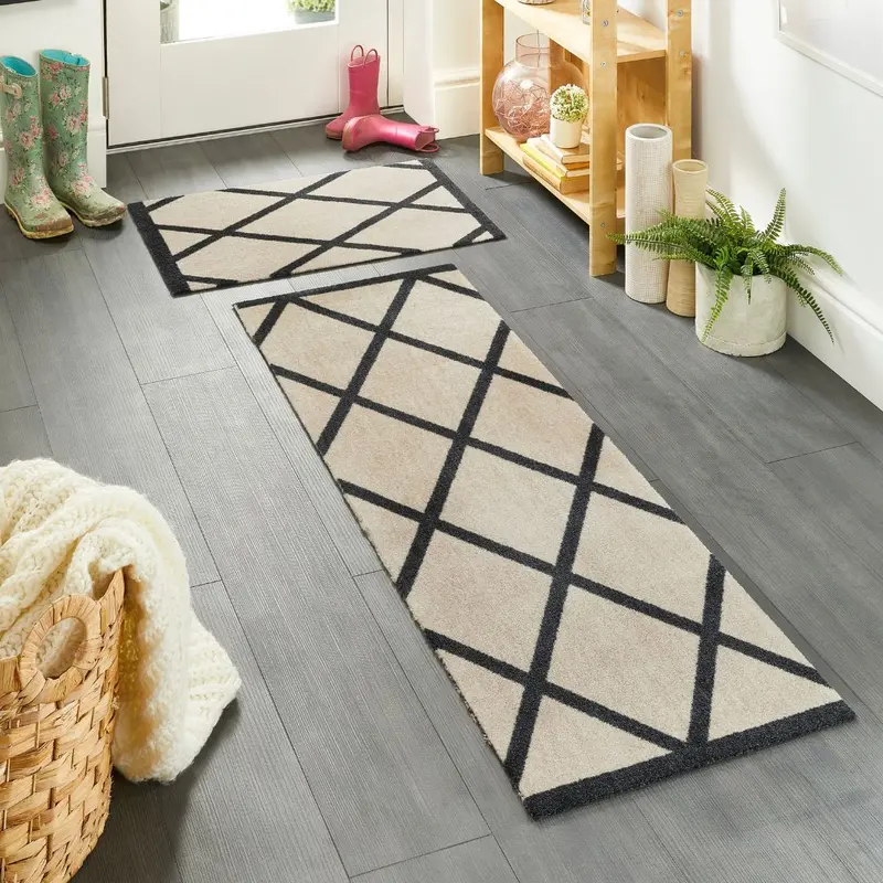 Geometric Border Runner Rug 1