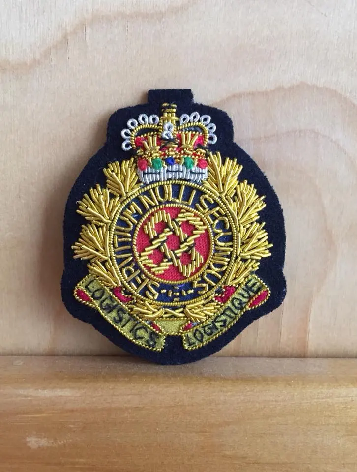 Logistics Officer Hat Badge – Official Military Insignia 1