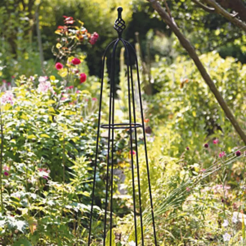 Tom Chambers Priory Cast-Metal Obelisk 1